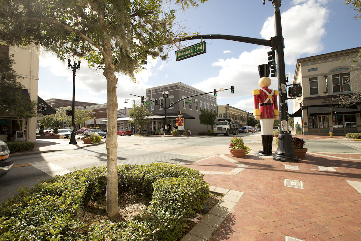 projects/public/deland_streetscape/deland-streetscape-1.jpg